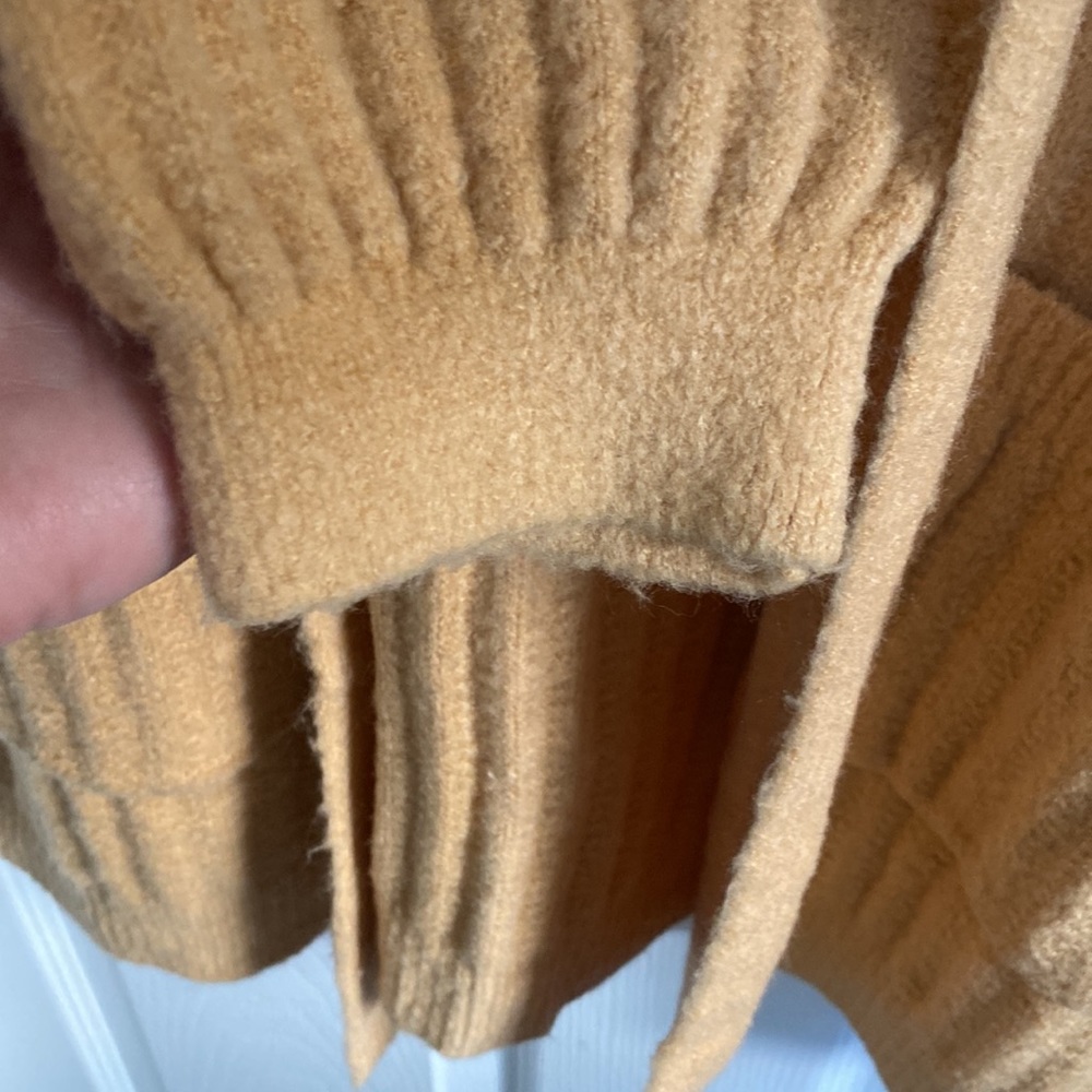 Cardigan - Picture 3 of 6